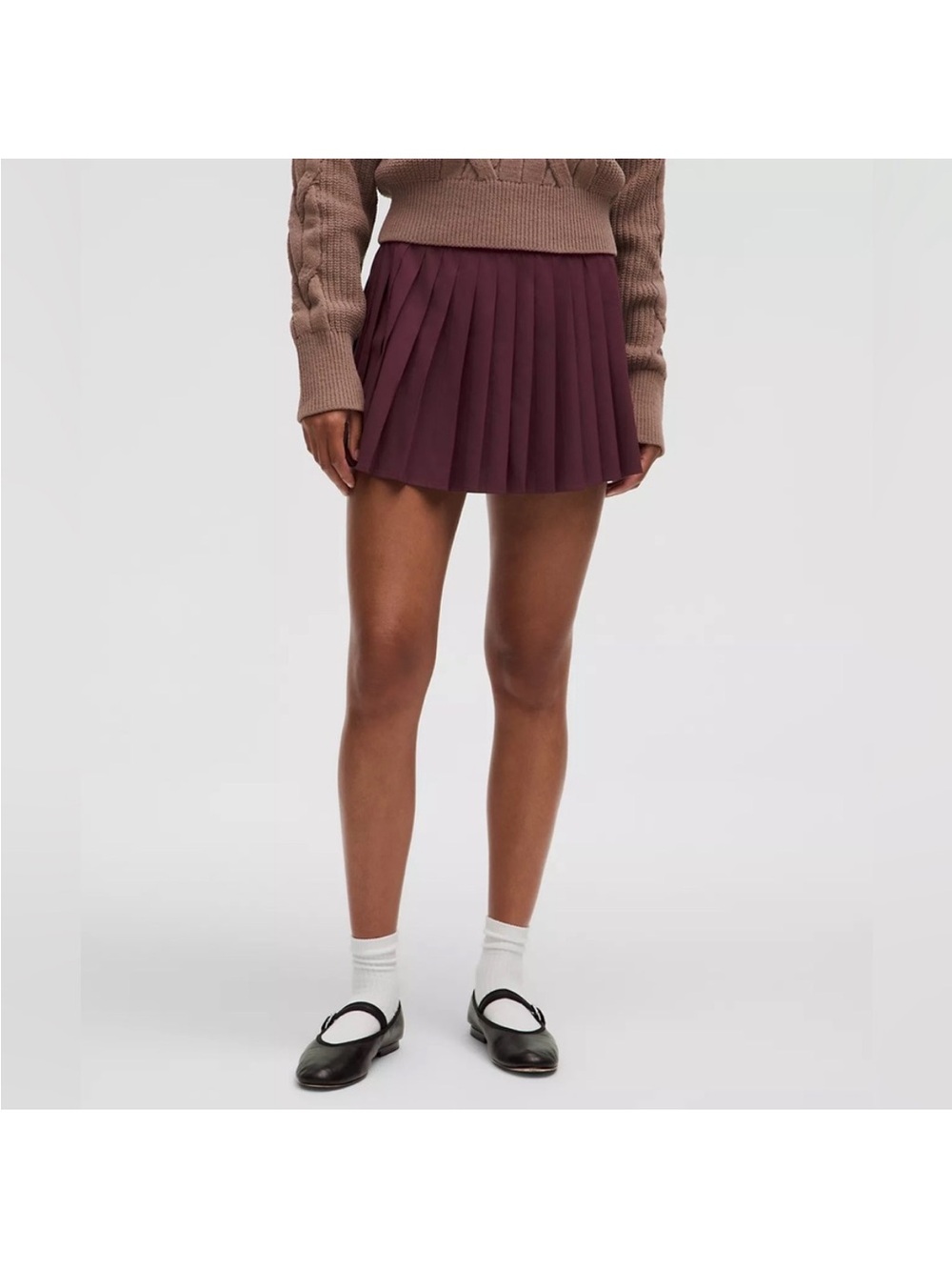Lululemon PleatedHigh Rise Mini Skirt in Burgundy Size 8